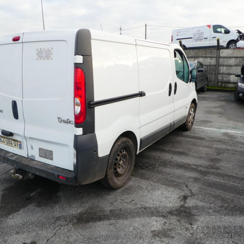 RENAULTTRAFIC 2 PHASE 2 2.0 DCI - 16V TURBO Photo n°3