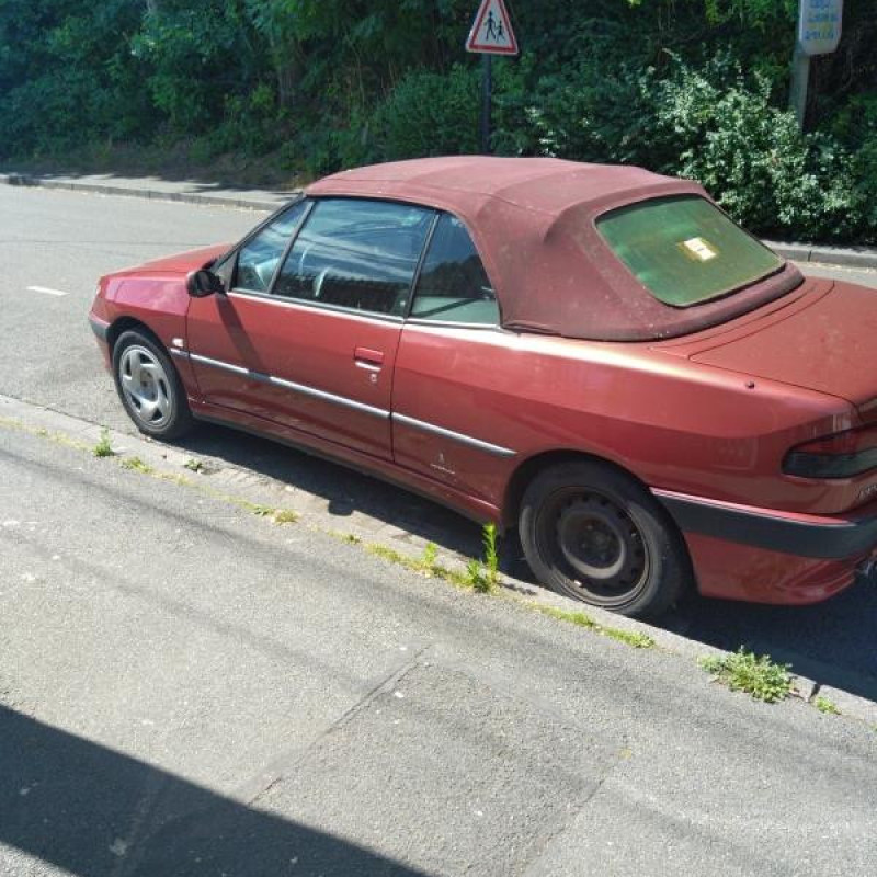 PEUGEOT306 PHASE 2 CABRIOLET 1.6i - 8V Photo n°4