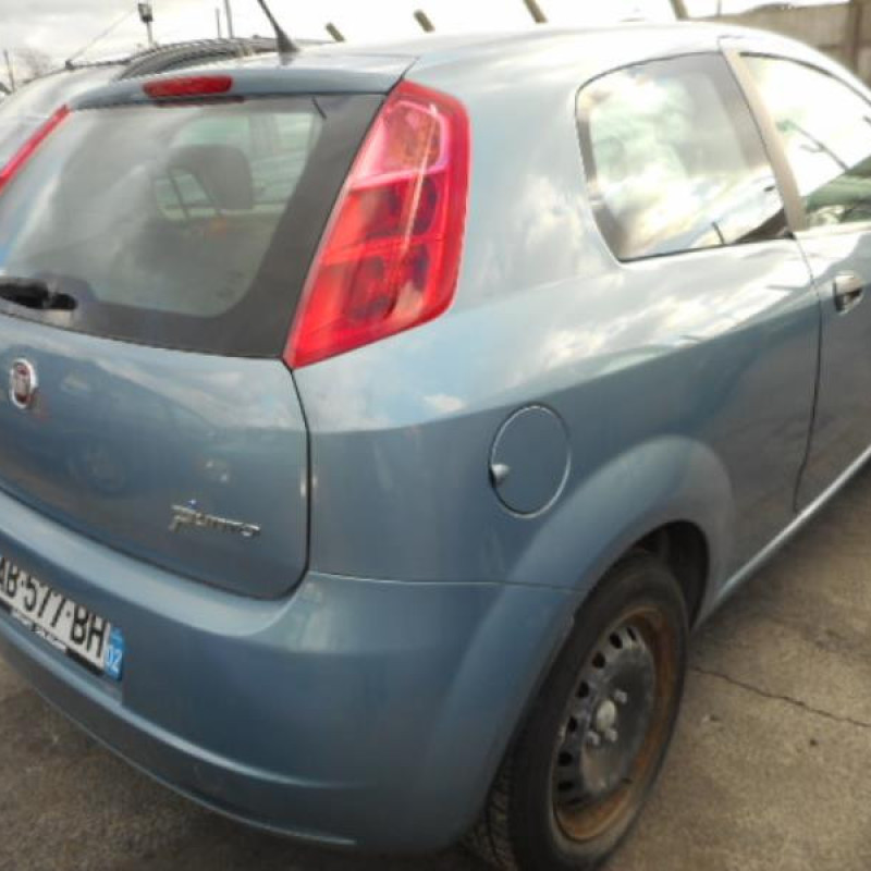 FIATGRANDE PUNTO 1.2i - 8V Photo n°3