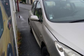 Levier frein à main PEUGEOT 307