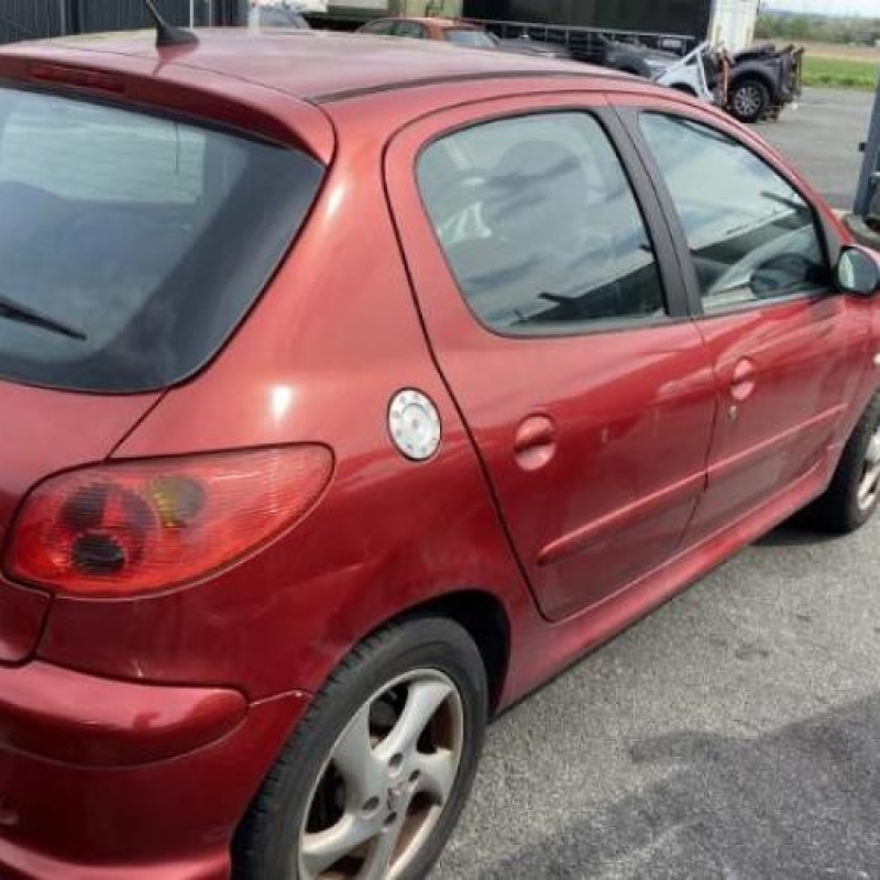 Pompe à carburant PEUGEOT 206 Photo n°4