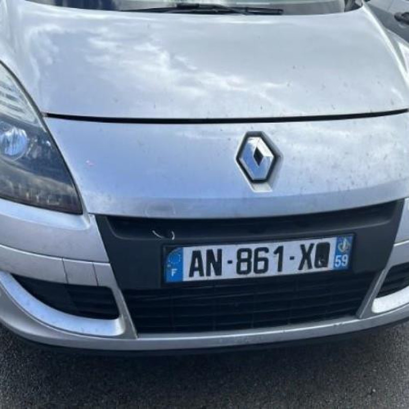 Feu arriere secondaire gauche (feux) RENAULT SCENIC 3 Photo n°5