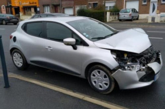 Pretensionneur de ceinture avant gauche RENAULT CLIO 4