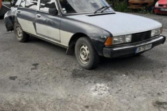 Porte arriere gauche PEUGEOT 604