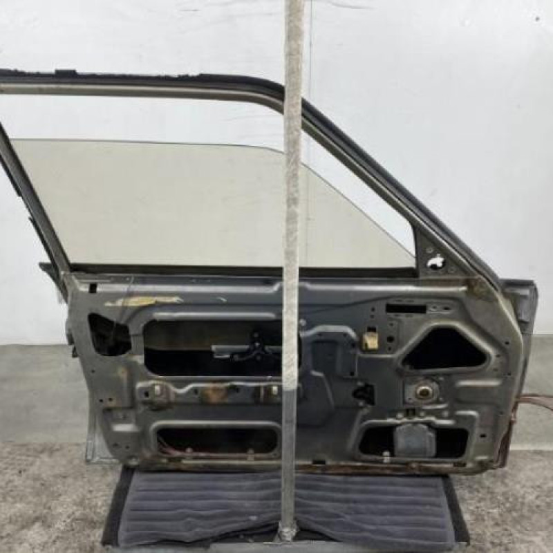 Porte avant gauche PEUGEOT 604 Photo n°6