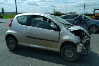 Feu arriere principal gauche (feux) PEUGEOT 107