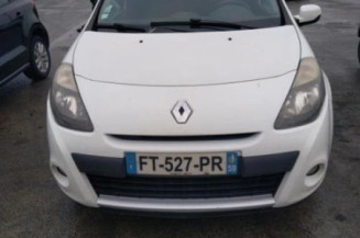 Anti brouillard arriere gauche RENAULT CLIO 3