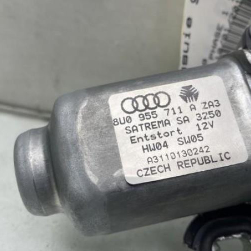 Moteur essuie glace arriere AUDI A1 1 Photo n°3