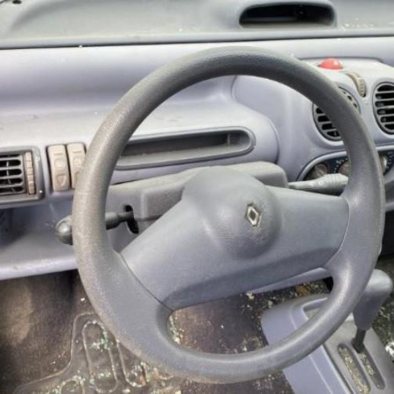 Poignee interieur avant droit RENAULT TWINGO 1 Photo n°17