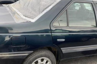 Porte arriere droit PEUGEOT 405