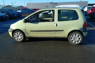 Poignee interieur avant gauche RENAULT TWINGO 1