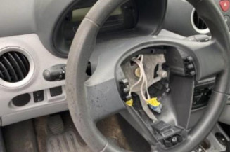 Poignee porte arriere gauche CITROEN C3 1