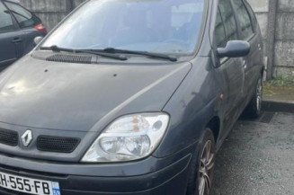 Moteur essuie glace avant RENAULT SCENIC 1