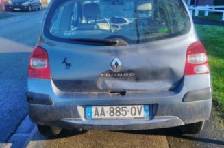 Custode arriere gauche RENAULT TWINGO 2