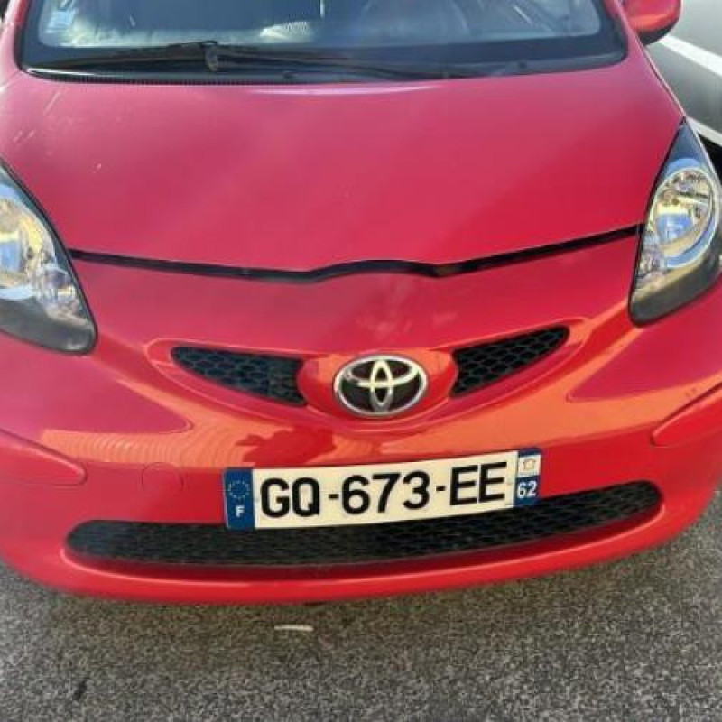 Attache ceinture avant droit TOYOTA AYGO 1 Photo n°17