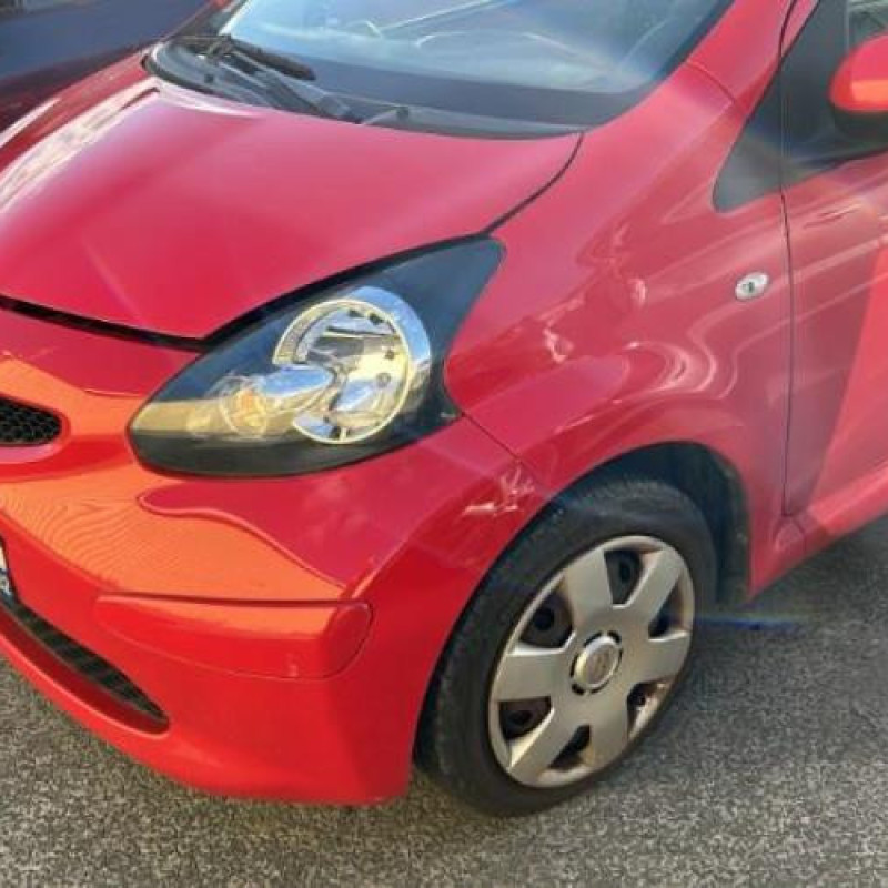 Attache ceinture avant droit TOYOTA AYGO 1 Photo n°18