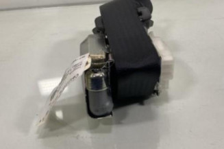 Pretensionneur de ceinture avant droit TOYOTA AYGO 1