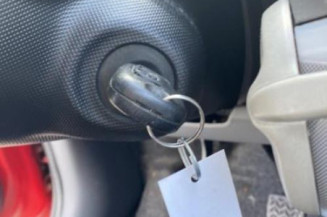 Pretensionneur de ceinture avant droit TOYOTA AYGO 1