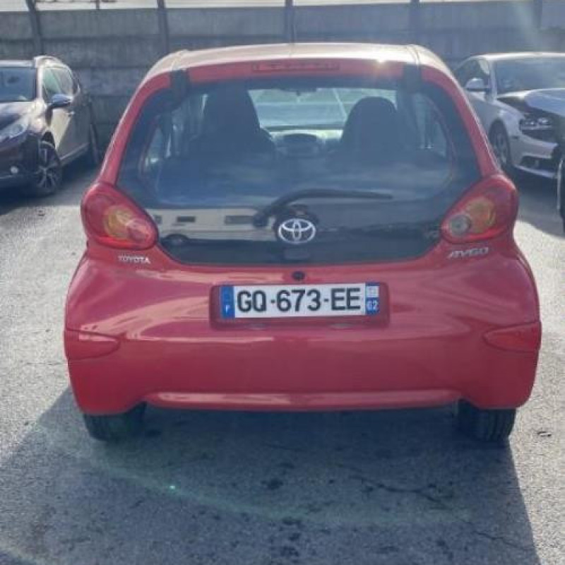 Charniere de capot TOYOTA AYGO 1 Photo n°7