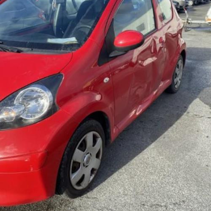 Lunette arriere TOYOTA AYGO 1 Photo n°14