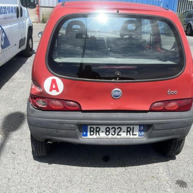 Moteur FIAT SEICENTO Photo n°3