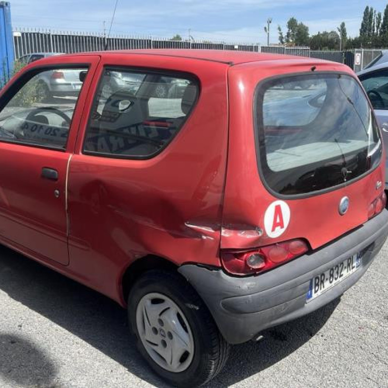 Moteur FIAT SEICENTO Photo n°4