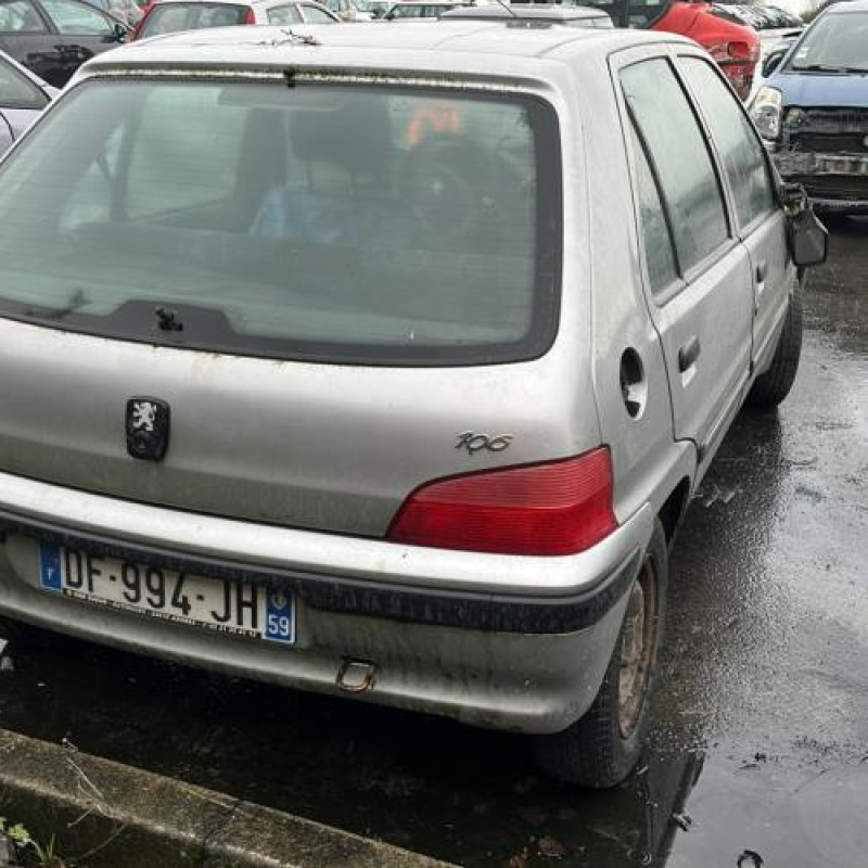 Porte arriere droit PEUGEOT 106 Photo n°13