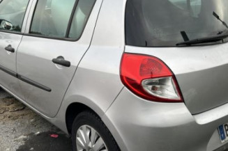 Aile avant gauche RENAULT CLIO 3