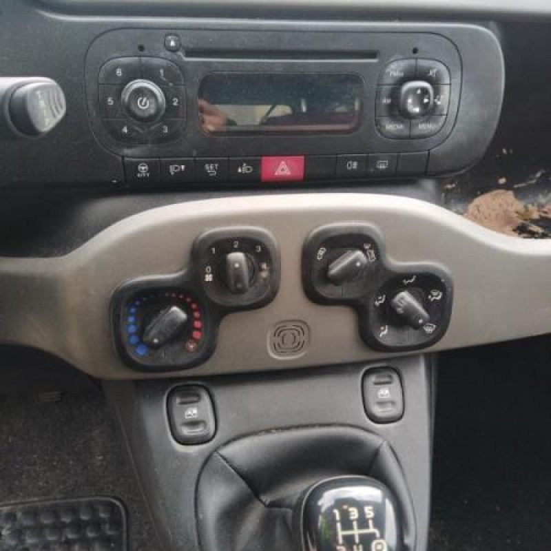 Moteur essuie glace arriere FIAT PANDA 3 Photo n°13