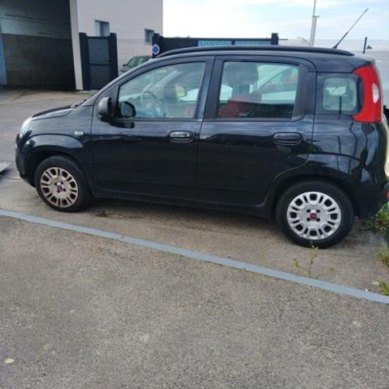 Renfort pare choc arriere (traverse) FIAT PANDA 3 Photo n°13