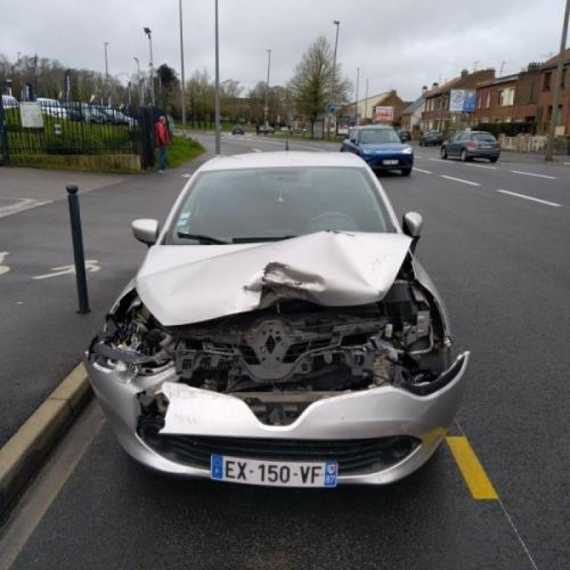 Feu arriere principal gauche (feux) RENAULT CLIO 4 Photo n°4