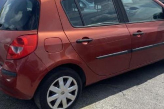 Baguette de porte arriere gauche  RENAULT CLIO 3