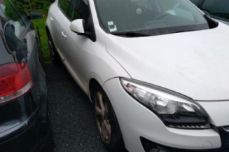 Porte fusible RENAULT MEGANE 3