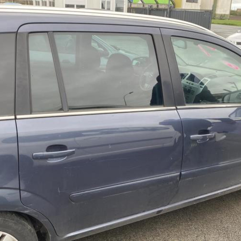 Leve vitre electrique arriere gauche OPEL ZAFIRA B Photo n°17