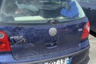 Serrure avant droit VOLKSWAGEN POLO 4