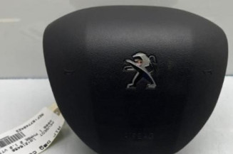 Air bag conducteur PEUGEOT 2008 1 Photo n°1