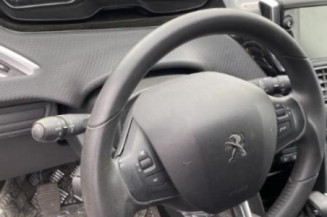 Air bag conducteur PEUGEOT 2008 1