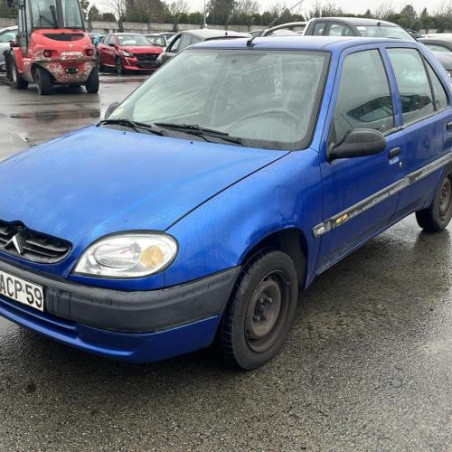 Moteur CITROEN SAXO Photo n°1