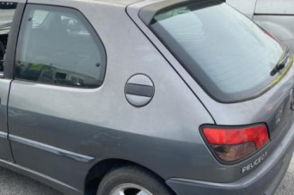 Porte avant gauche PEUGEOT 306