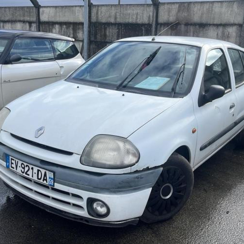 Moteur RENAULT CLIO 2 Photo n°3