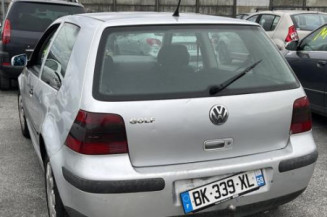 Serrure avant droit VOLKSWAGEN GOLF 4