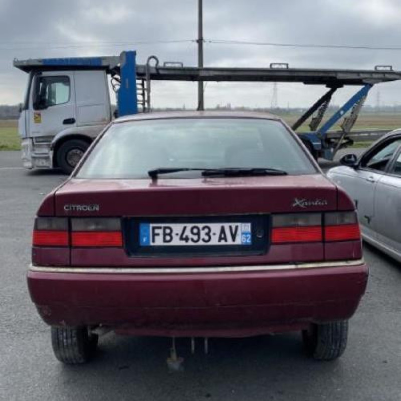 Moteur essuie glace avant CITROEN XANTIA Photo n°9