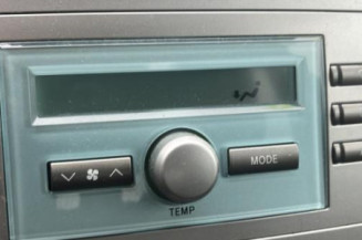 Autoradio d'origine TOYOTA COROLLA VERSO 2