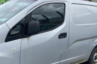 Poignee porte avant gauche NISSAN NV200