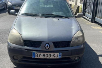 Pare choc arriere RENAULT CLIO 2