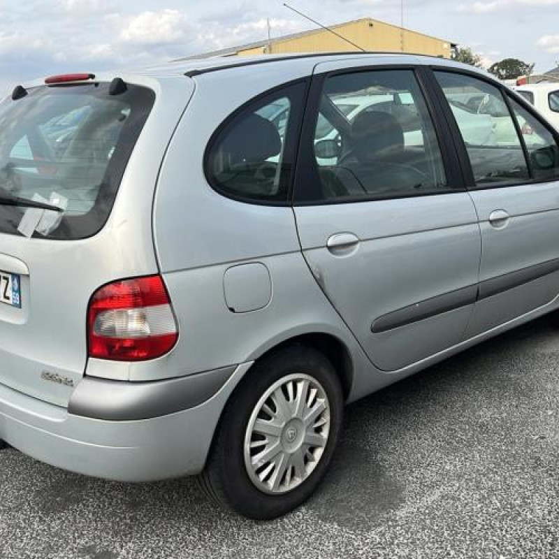 Aile avant droit RENAULT SCENIC 1 Photo n°7