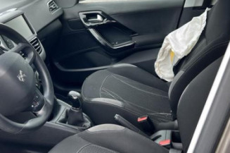 Absorbeur de pare choc arriere PEUGEOT 208 1