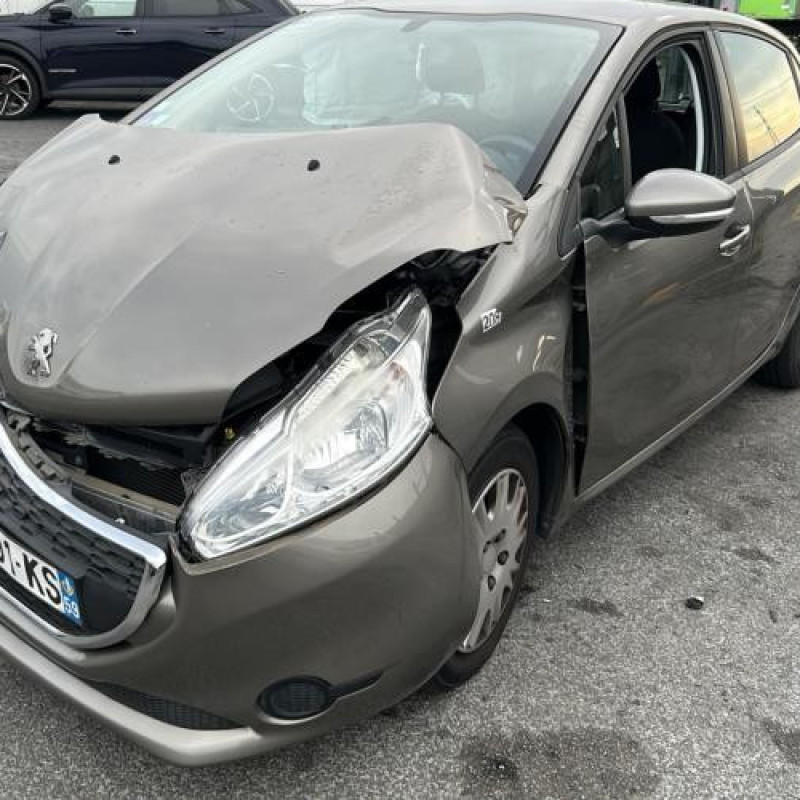 Attache ceinture arriere gauche PEUGEOT 208 1 Photo n°6