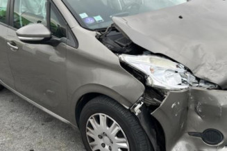 Amortisseur avant gauche PEUGEOT 208 1