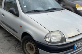 Moteur RENAULT CLIO 2 Photo n°1